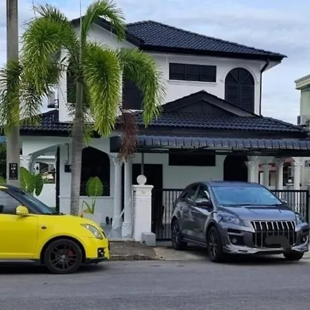 Villa President Homestay -4 Bedroom Aircond Wifi Vacations Home Kangar Exterior photo